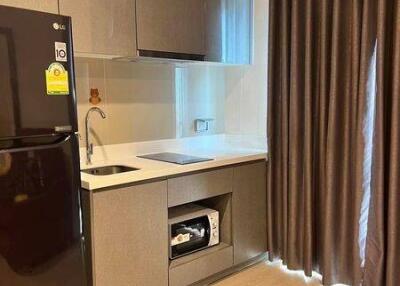 1-BR Condo at Rhythm Asoke Ll near MRT Phra Ram 9