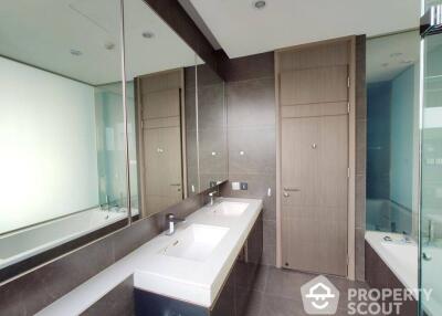 2-BR Condo at The Esse At Singha Complex near MRT Phetchaburi