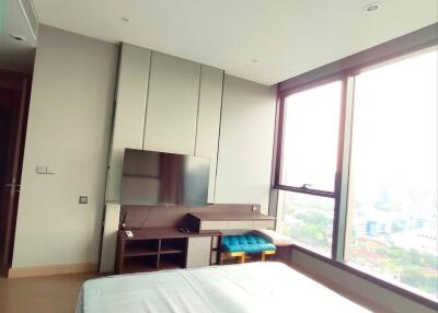 2-BR Condo at The Esse At Singha Complex near MRT Phetchaburi