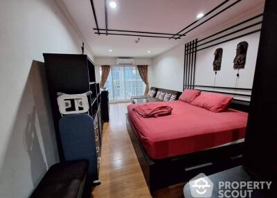 Studio Condo at Grand Park View Asoke near MRT Sukhumvit