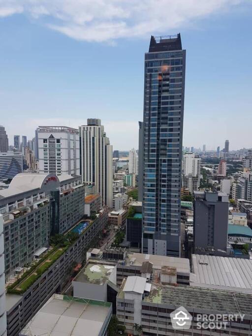 1-BR Condo at Sukhumvit Suite near BTS Nana