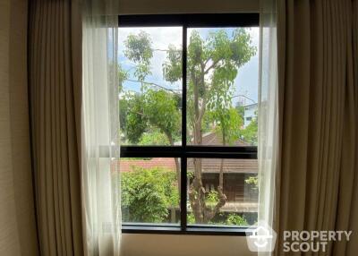 1-BR Condo at Liv @ 49 near BTS Thong Lor