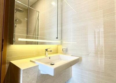 2-BR Condo at Noble Be 33 near BTS Phrom Phong