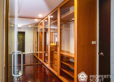 3-BR Townhouse at Baan Phra Ram 4 near MRT Khlong Toei