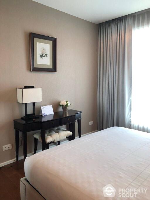 2-BR Condo at Menam Residences in Wat Phraya Krai