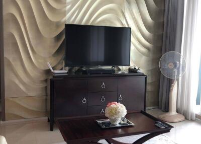 2-BR Condo at Menam Residences in Wat Phraya Krai