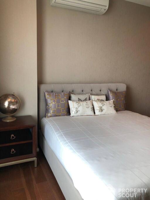 2-BR Condo at Menam Residences in Wat Phraya Krai