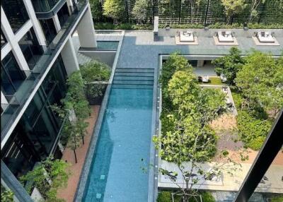 2-BR Condo at The Reserve 61 Hideaway near BTS Thong Lor