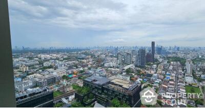 2-BR Condo at Whizdom Essence Sukhumvit near BTS Punnawithi