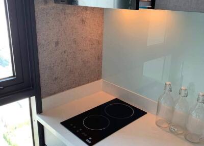 1-BR Condo at Rhythm Sukhumvit 36-38 near BTS Thong Lor