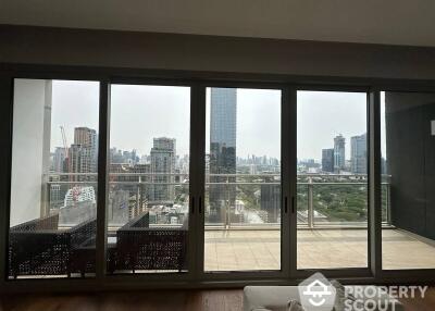 3-BR Condo at 185 Rajadamri near BTS Ratchadamri