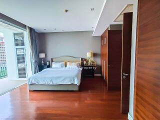 2 Bedrooms Condo in The Cove Pattaya Wongamat C012087