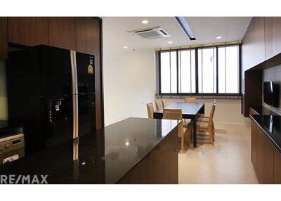 Stunning 4-Bedroom Detached House in Central Bangkok