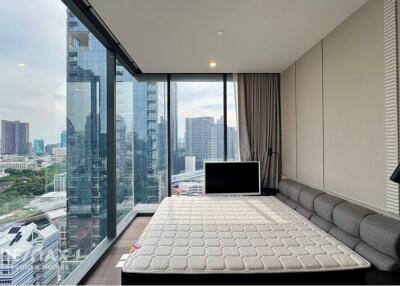 Luxurious 3-Bedroom Condo with BTS Thong Lo 6 Mins Walk