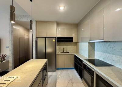 Luxurious 3-Bedroom Condo with BTS Thong Lo 6 Mins Walk