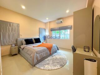 3 Bedrooms Condo in Ponthep 5 East Pattaya C011915