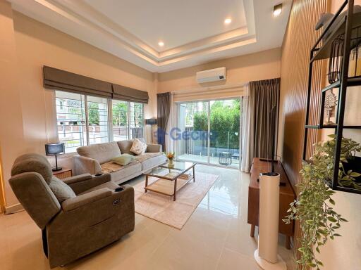 3 Bedrooms Condo in Ponthep 5 East Pattaya C011915