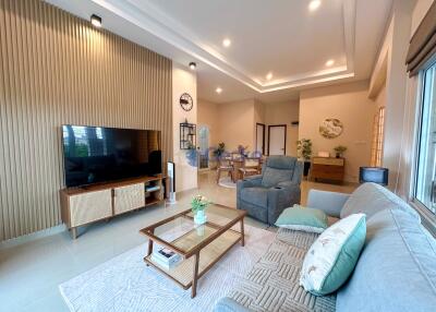 3 Bedrooms Condo in Ponthep 5 East Pattaya C011915