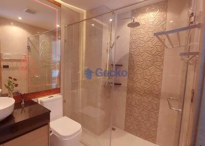 Studio Condo in The Riviera Ocean Drive Jomtien C011912