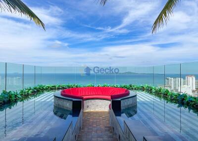 Studio Condo in The Riviera Ocean Drive Jomtien C011912