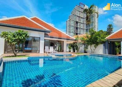 4 Bed Pool Villa in Jomtien