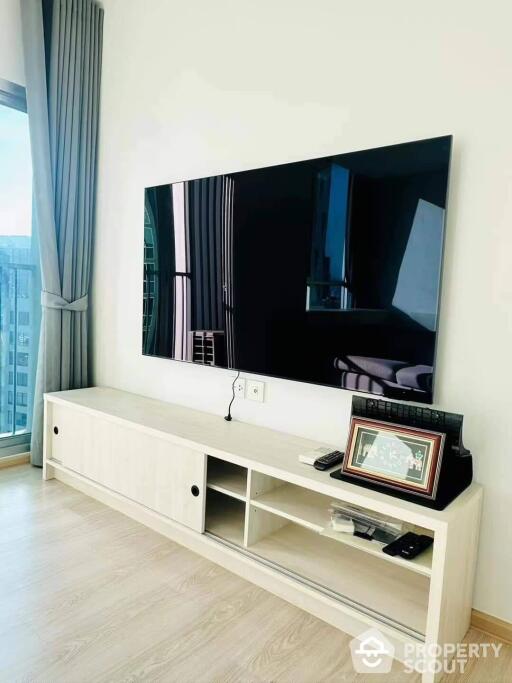 2-BR Condo at Noble Revolve Ratchada near MRT Thailand Cultural Centre