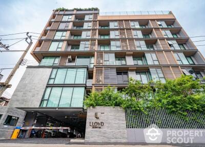 2-BR Condo at Lloyd Soonvijai-Thonglor in Bang Kapi