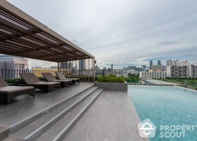 2-BR Condo at Lloyd Soonvijai-Thonglor in Bang Kapi