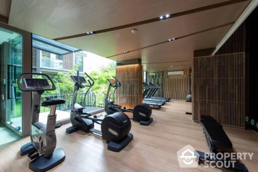 2-BR Condo at Lloyd Soonvijai-Thonglor in Bang Kapi