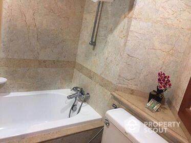 3-BR Condo at All Seasons Mansion Condominium near BTS Phloen Chit