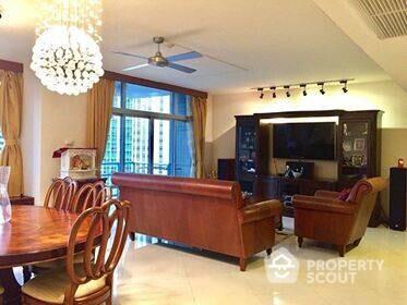 3-BR Condo at All Seasons Mansion Condominium near BTS Phloen Chit