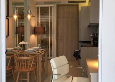 1-BR Condo at Noble Ploenchit near BTS Phloen Chit (ID 510861)