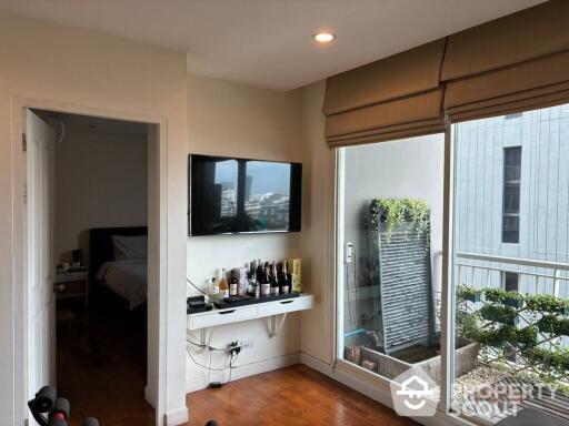 1-BR Condo at Baan Siri 31 Condominium near MRT Sukhumvit