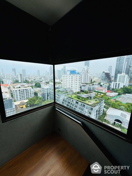 3-BR Duplex at The Habitat Sukhumvit 53 Condominium near BTS Phrom Phong