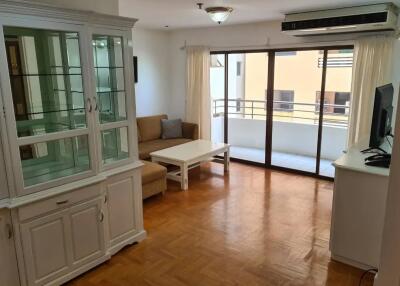 Two bedroom condo for rent at Top View Tower