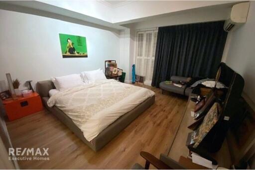 Spacious 3-Bedroom Condo with Private Parking in Thonglor Soi 9