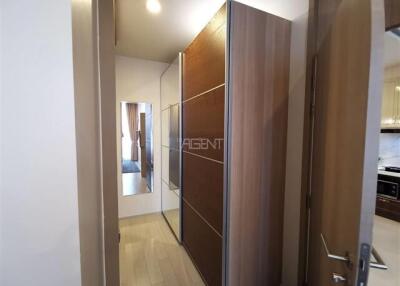 For Sale with Tenant Condominium Noble Ploenchit  56 sq.m, 1 bedroom