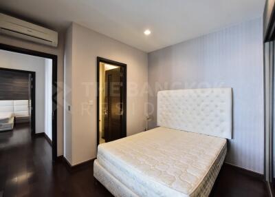 Ivy Ampio MRT Thai Cultural Center 3 Bed 3 Bath  C040515019