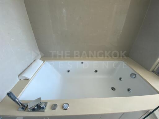 The Address Asoke BTS ASOKE 1 Bed 1 Bath  C301016008