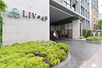 Liv@49 BTS THONG LO 1 Bed 1 Bath  C2208020003