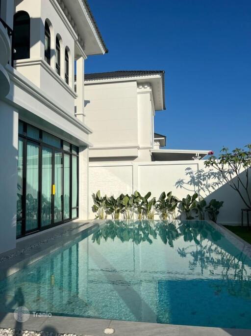 New two-level villa with a swimming pool and furnishings in Bang Tao, Phuket, Thailand