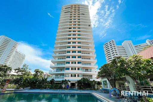 Beautiful unit in View talay 5D Pattaya for sale