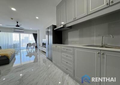 Beautiful unit in View talay 5D Pattaya for sale