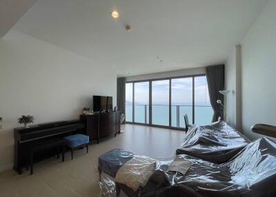 Spacious living room with ocean view