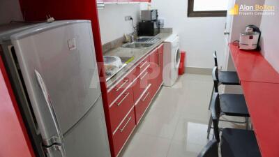 5 bedroom Townhouse in Pratumnak for sale