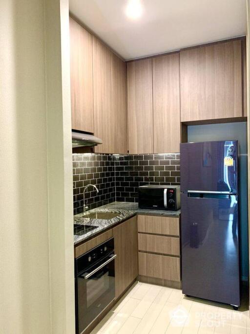 1-BR Condo at Noble Ploenchit near BTS Phloen Chit (ID 392884)