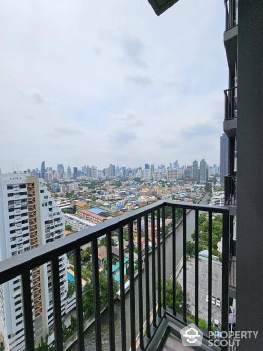 1-BR Condo at The Base Phetchaburi-Thonglor in Bang Kapi