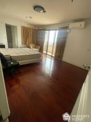 2-BR Condo at Prestige Towers Condominium near MRT Sukhumvit