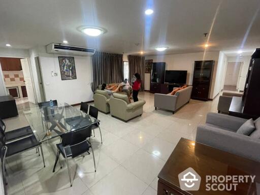 2-BR Condo at Prestige Towers Condominium near MRT Sukhumvit