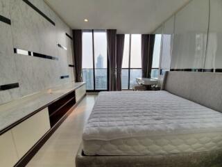 Noble Ploenchit 3 bedroom duplex condo for rent